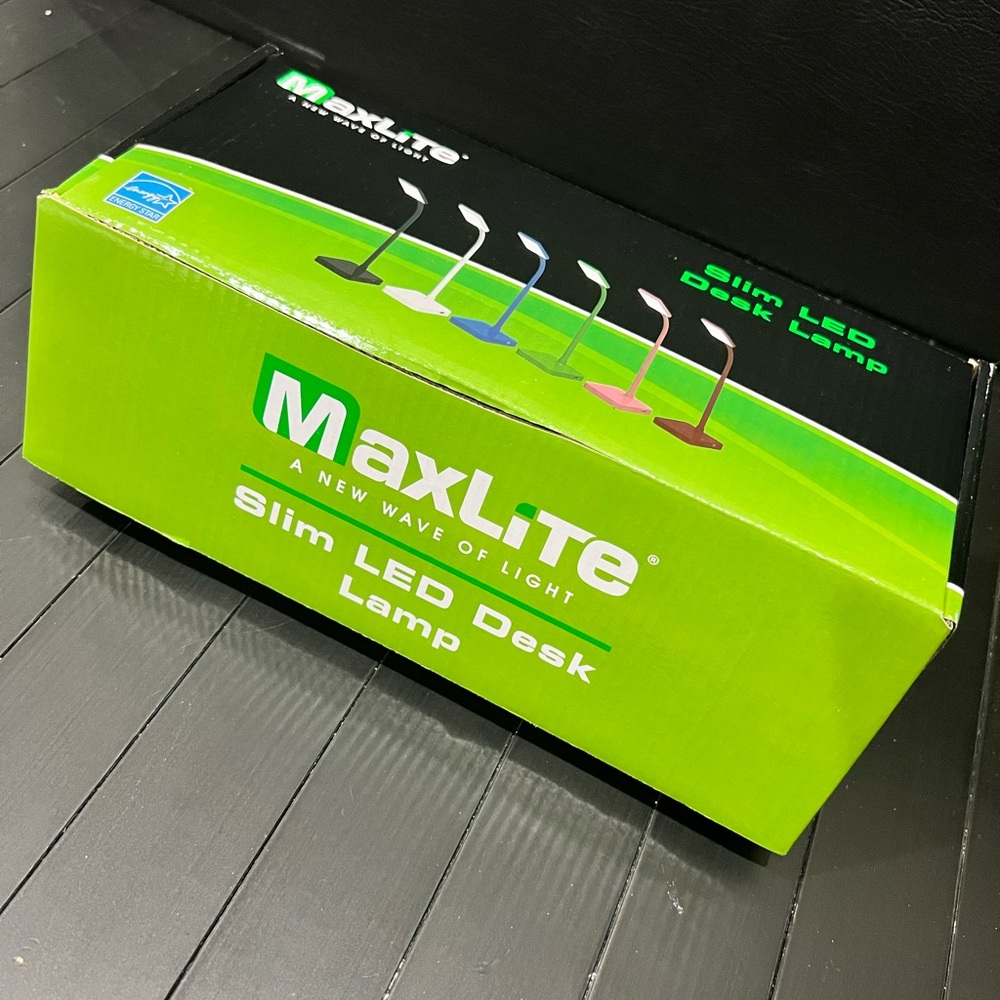 Maxlite LED Task Lamp
